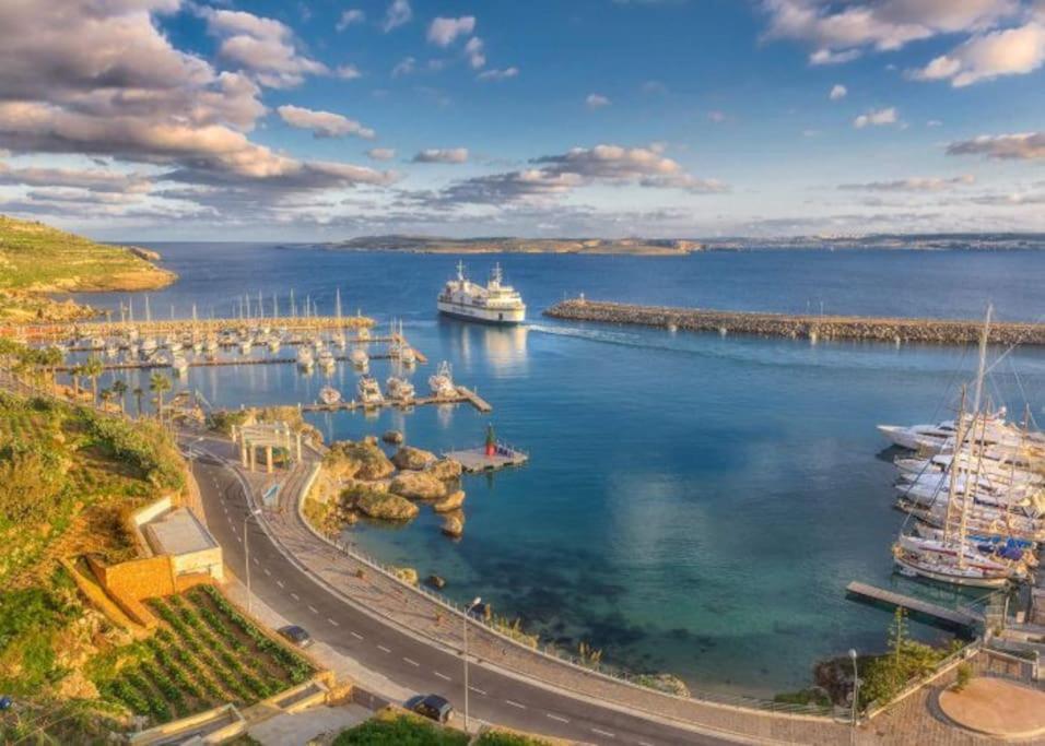 Seafront Penthouse With Terrace In Xlendi, Gozo 아파트 외부 사진