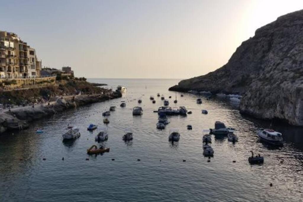 Seafront Penthouse With Terrace In Xlendi, Gozo 아파트 외부 사진