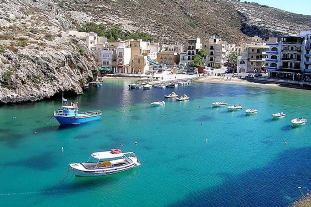Seafront Penthouse With Terrace In Xlendi, Gozo 아파트 외부 사진